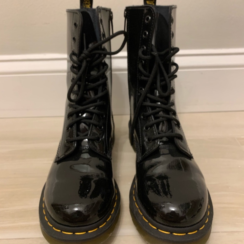 1490 Women’s Patent leather mid calf boots
